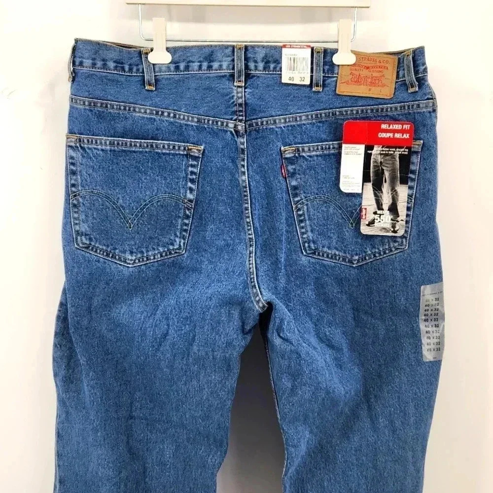 LEVIS RELAXED FIT